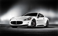 /album/galerie-de-photos/maserati-granturismo-jpg/